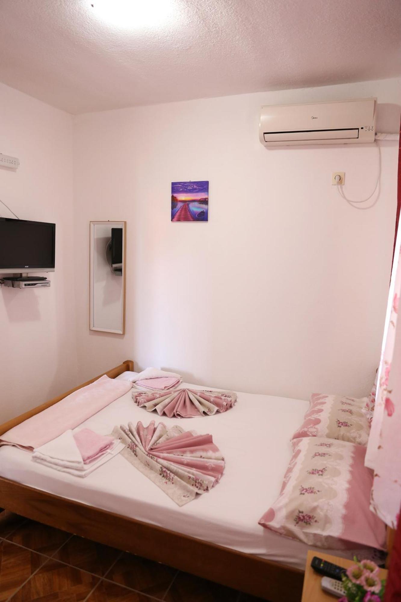 乌尔齐尼Friendly House公寓 外观 照片
