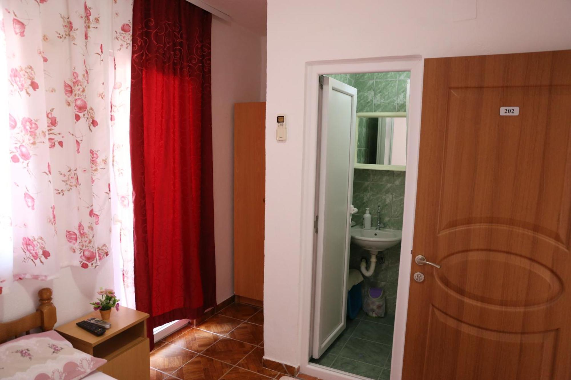 乌尔齐尼Friendly House公寓 客房 照片